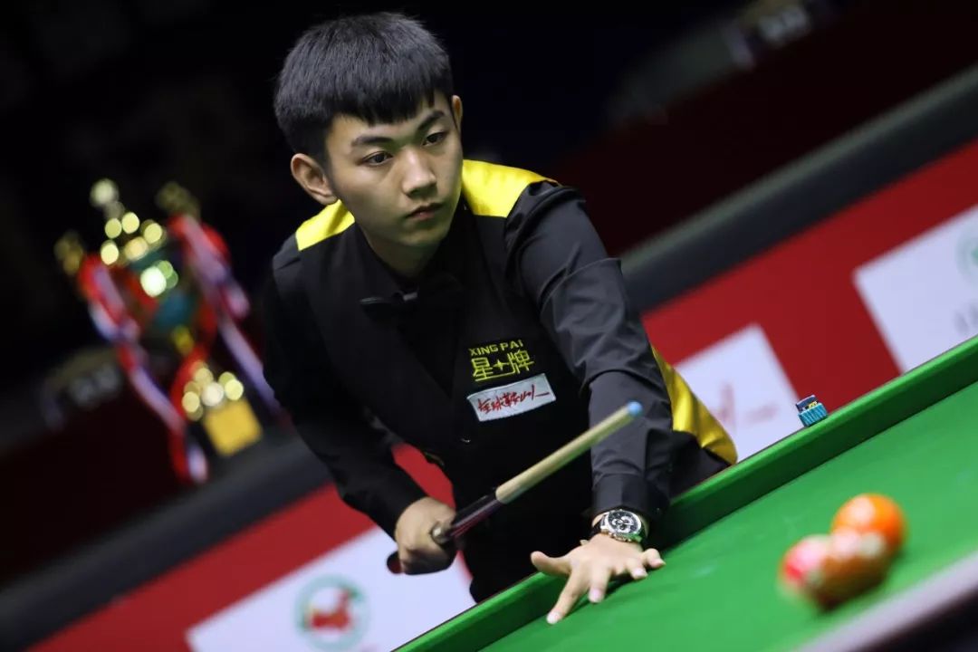 继续在国际 继续在国际